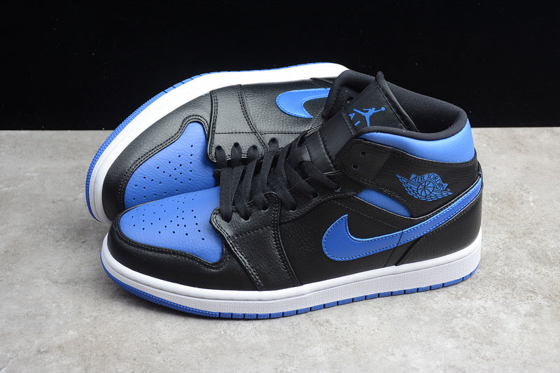 AJ1 Mid