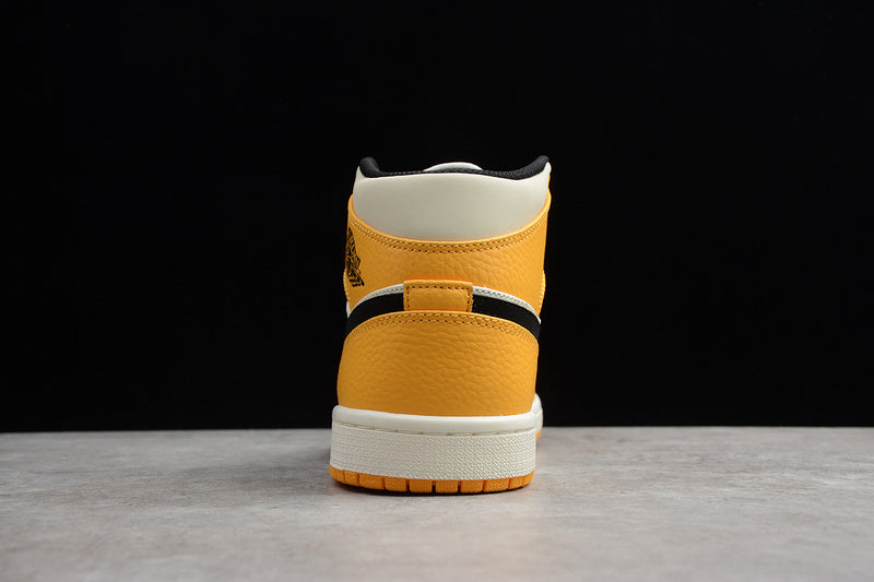 AJ1 Mid