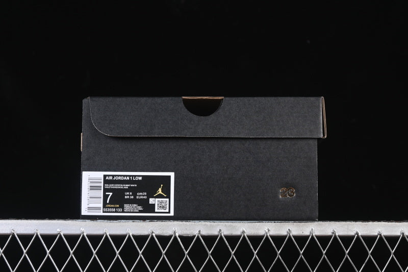 AJ1 Low