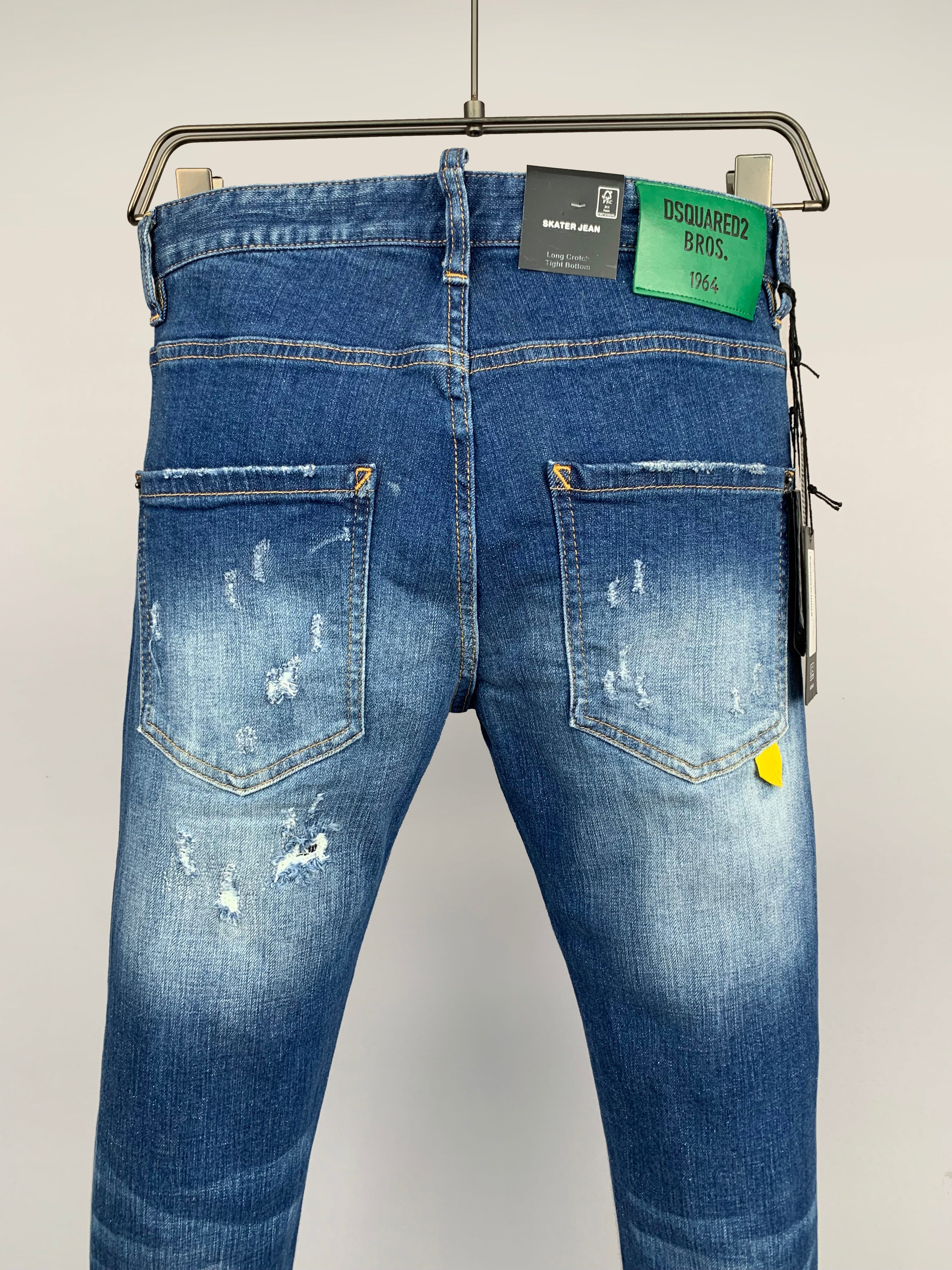 D2 Jeans