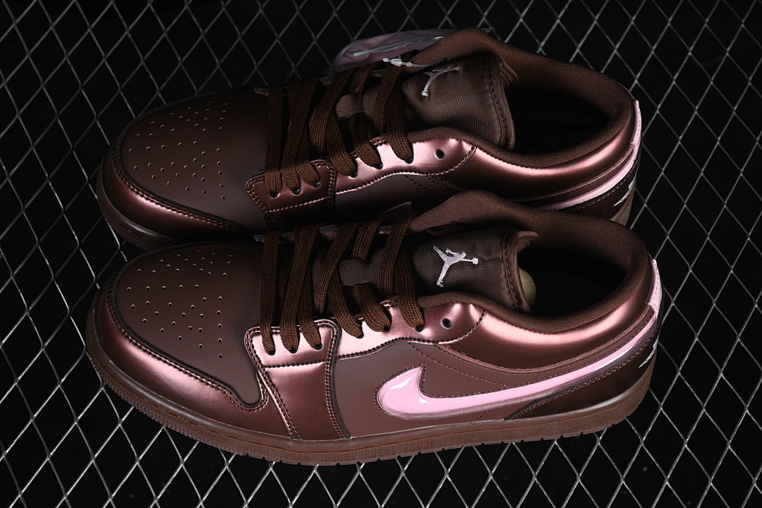 AJ1 Low