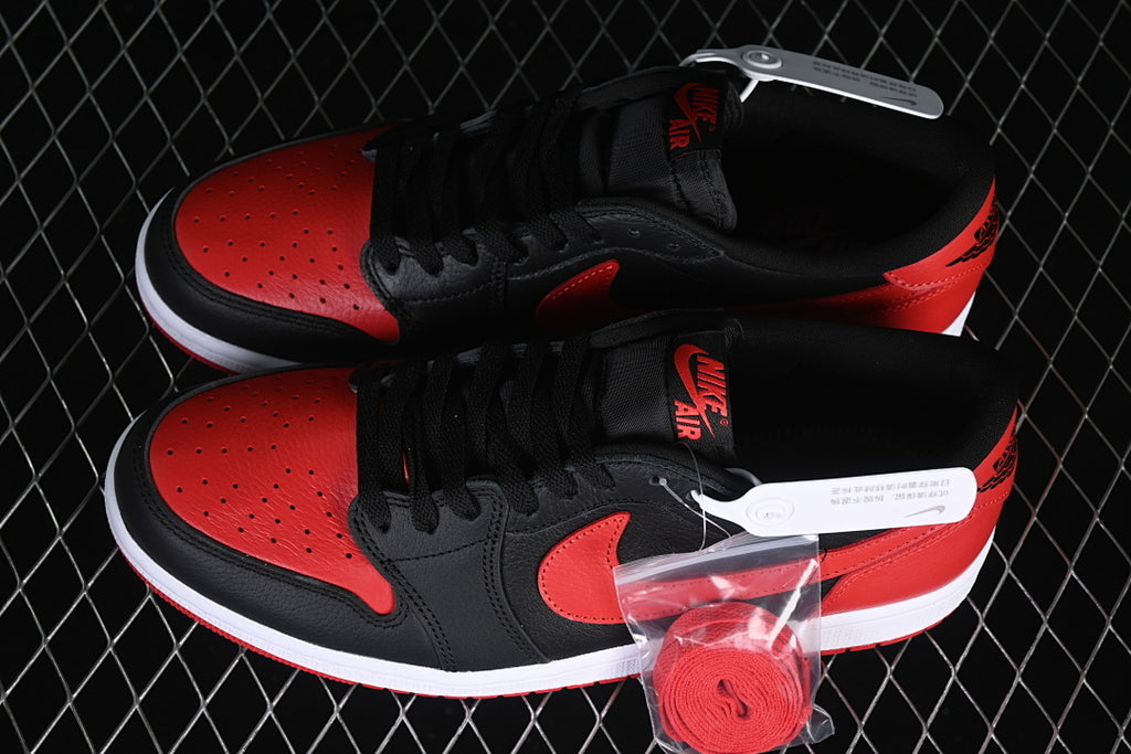 AJ1 Low