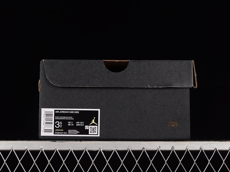 AJ1 Mid