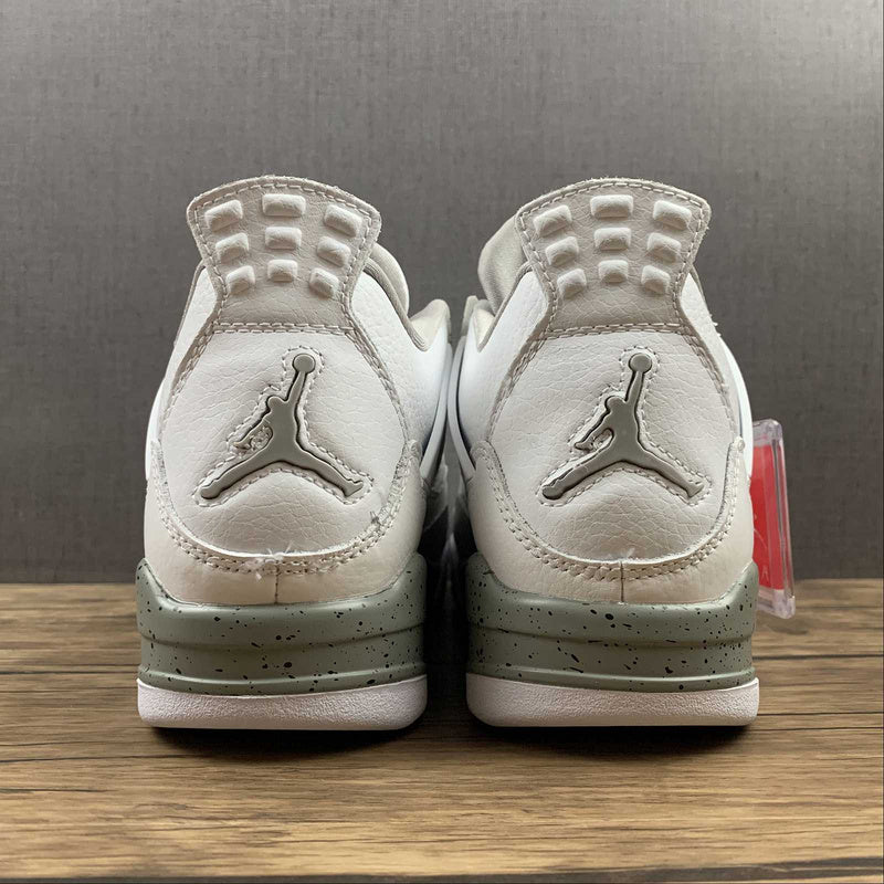 AJ4