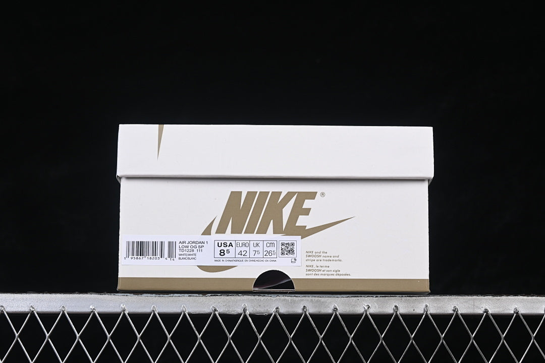 AJ1 Low