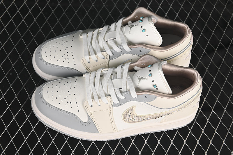 AJ1 Low