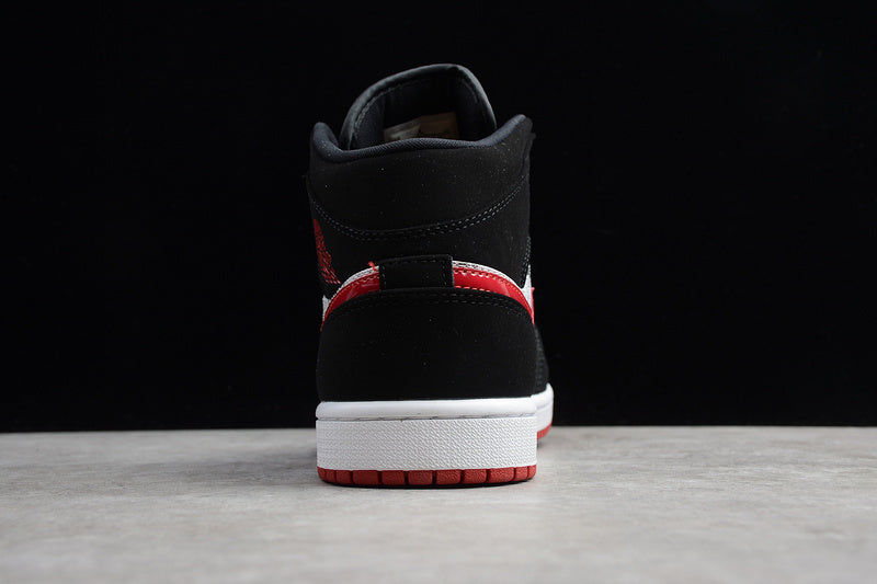 AJ1 Mid