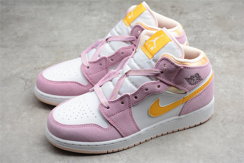 AJ1 Mid