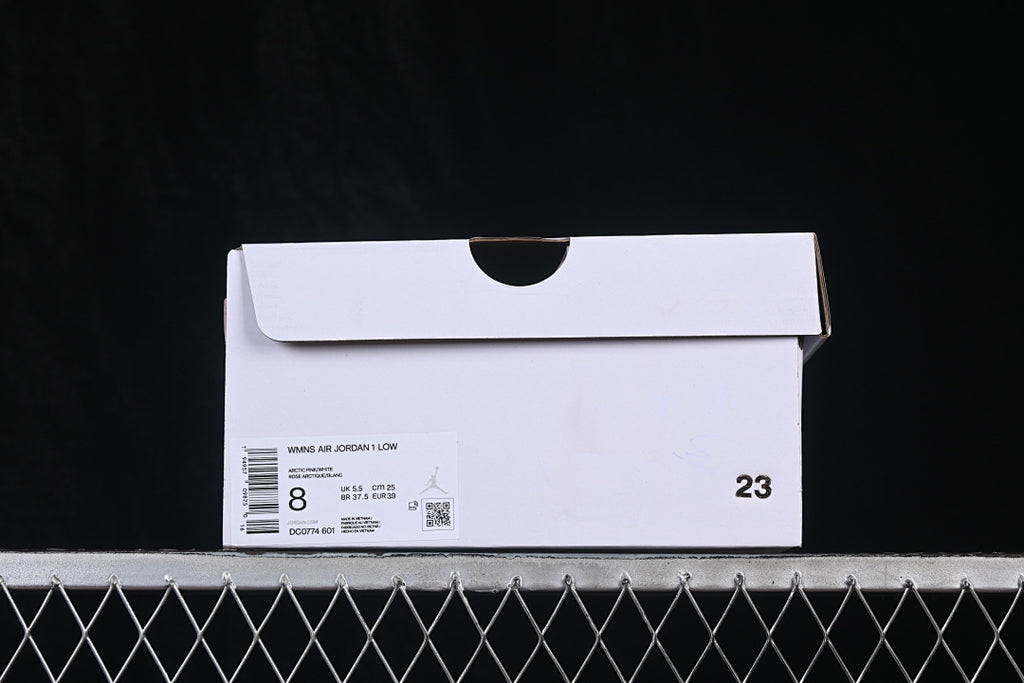 AJ1 Low