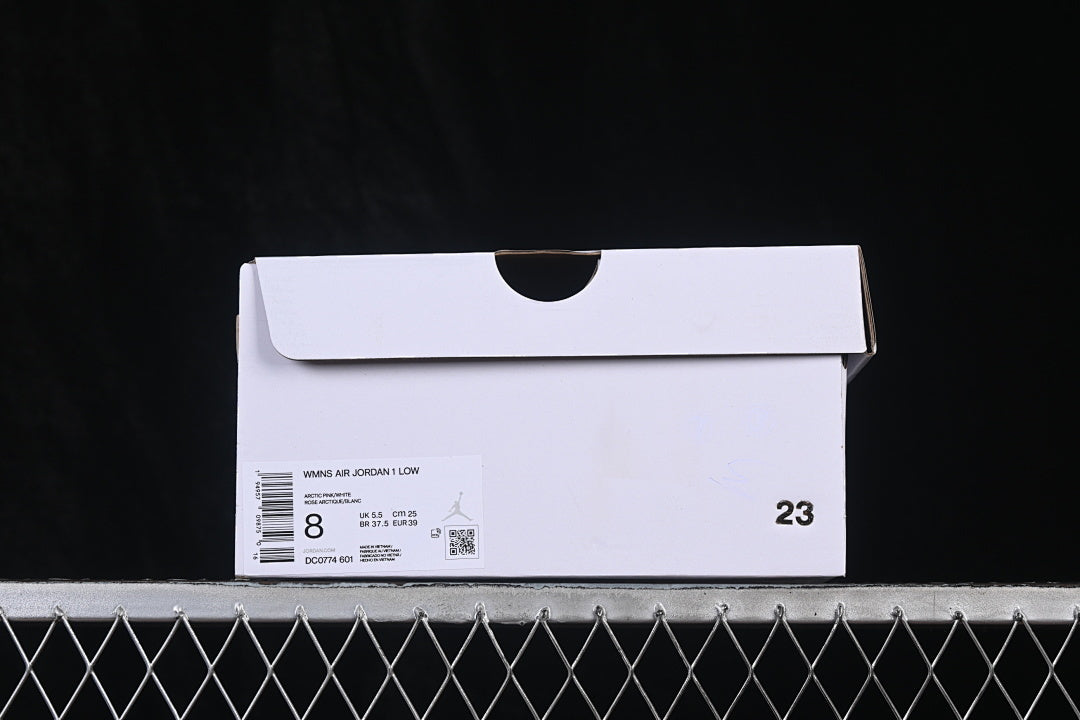 AJ1 Low