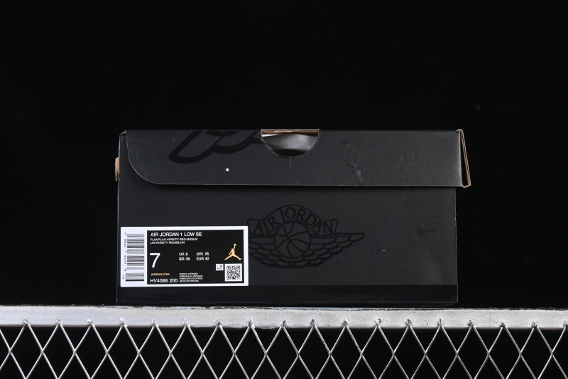 AJ1 Low