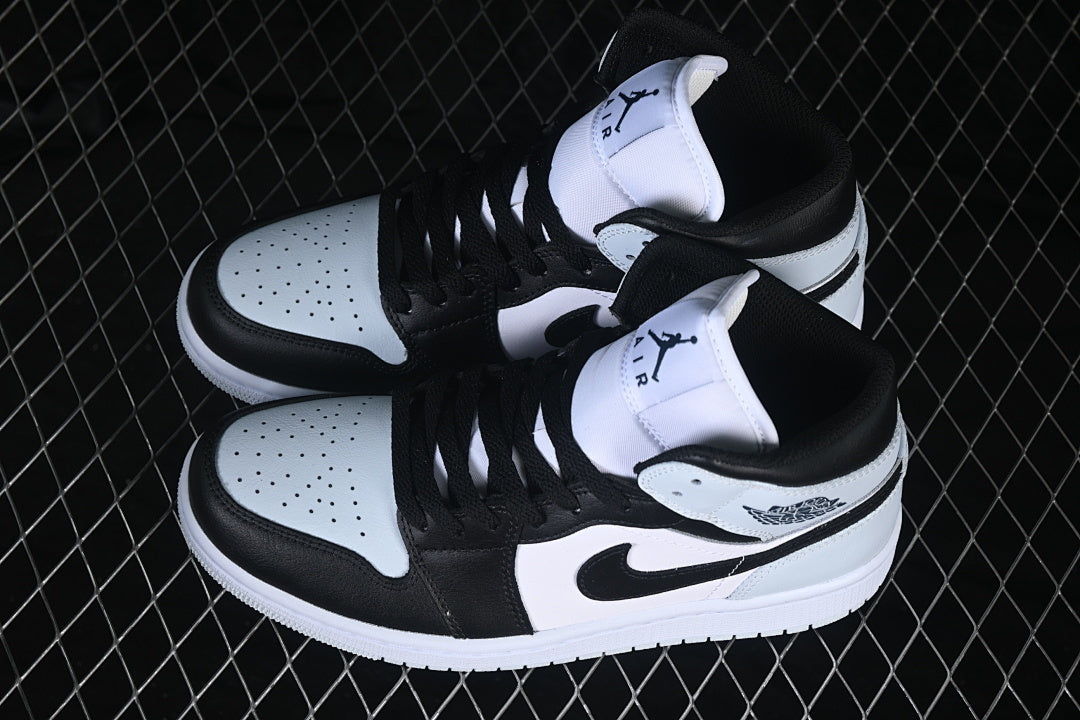 AJ1 Mid