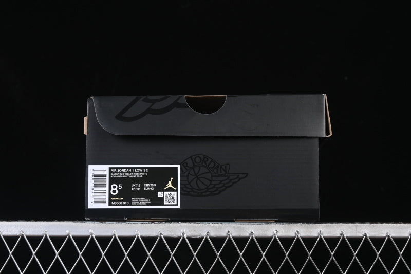 AJ1 Low