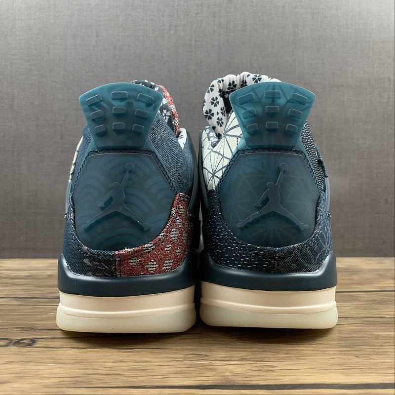 AJ4