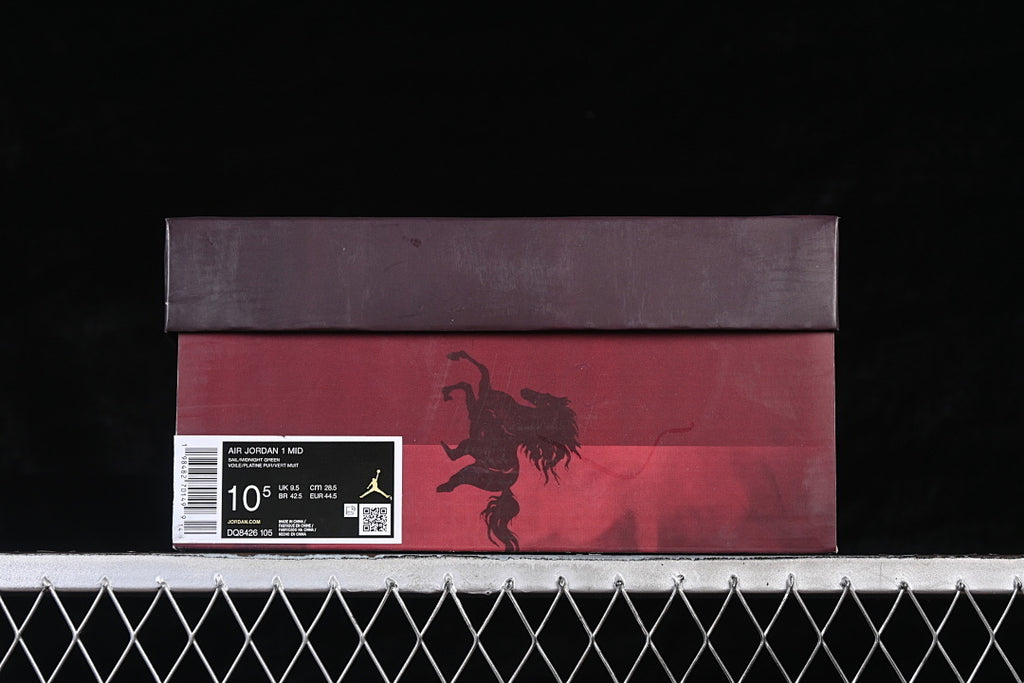 AJ1 Mid