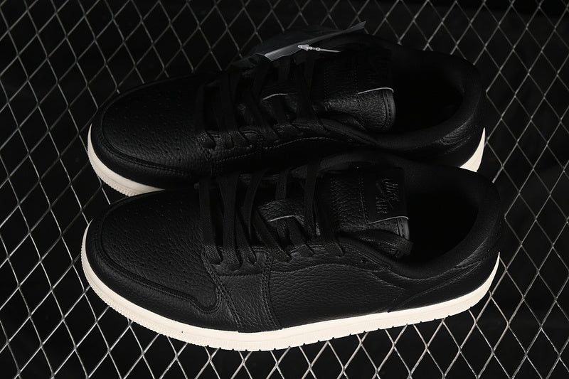 AJ1 Low