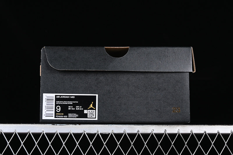 AJ1 Mid