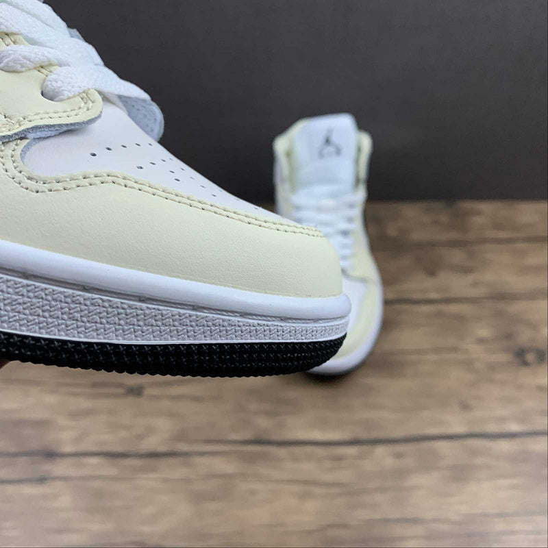 AJ1 Mid