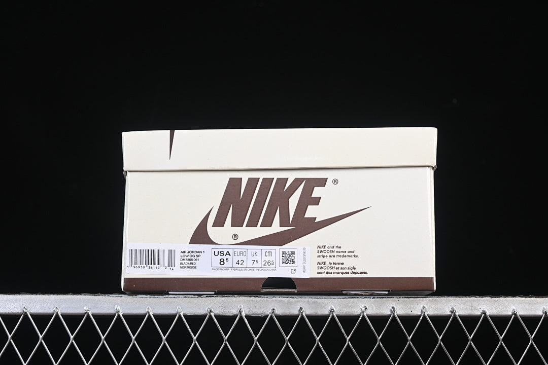 AJ1 Low