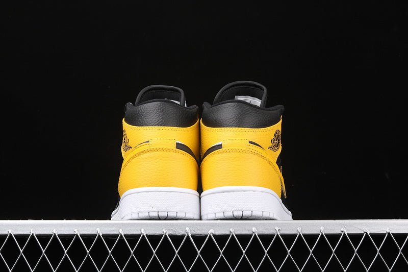 AJ1 Mid