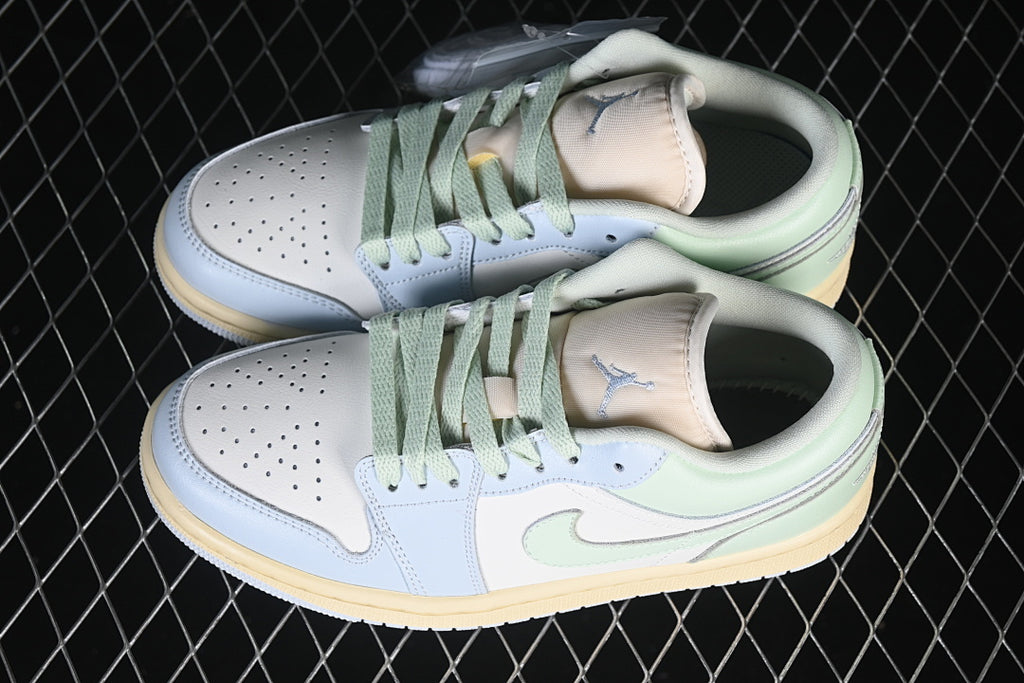 AJ1 Low