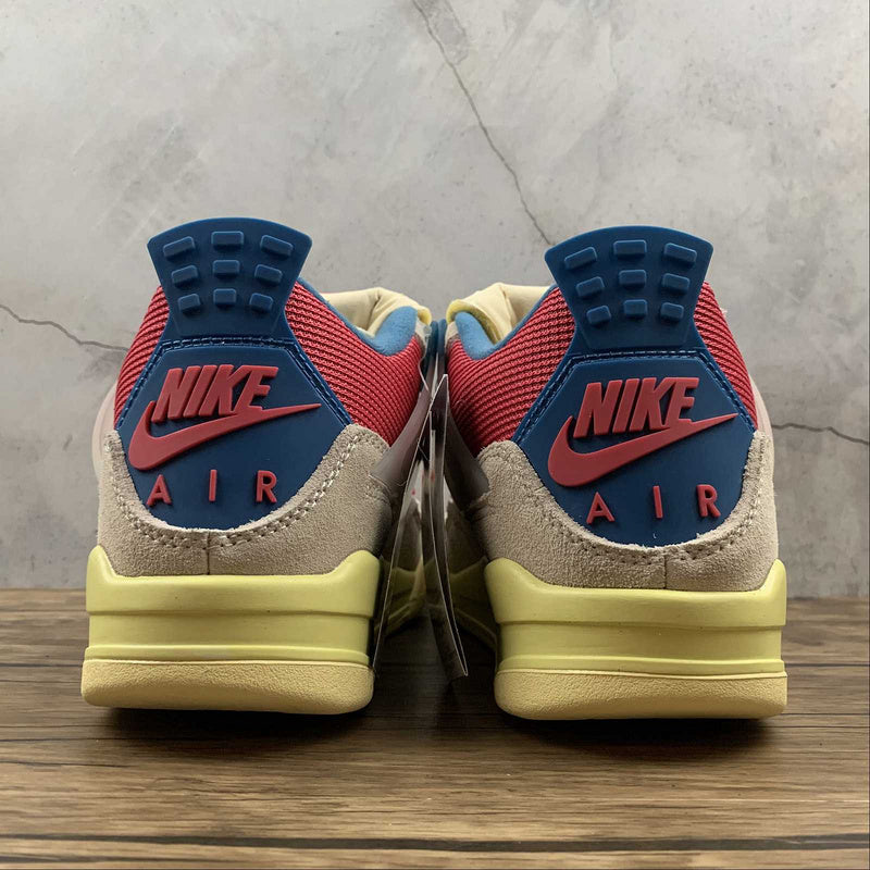 AJ4