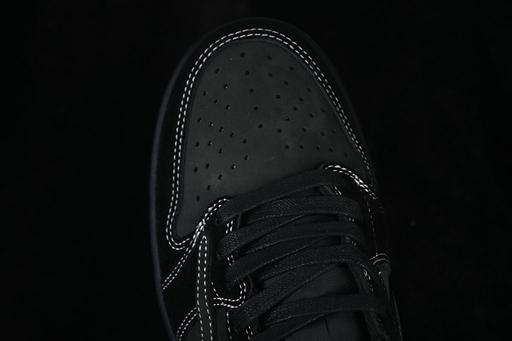AJ1 Low