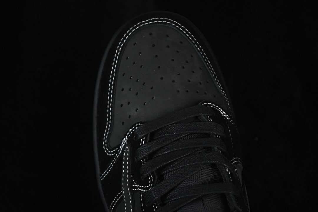 AJ1 Low