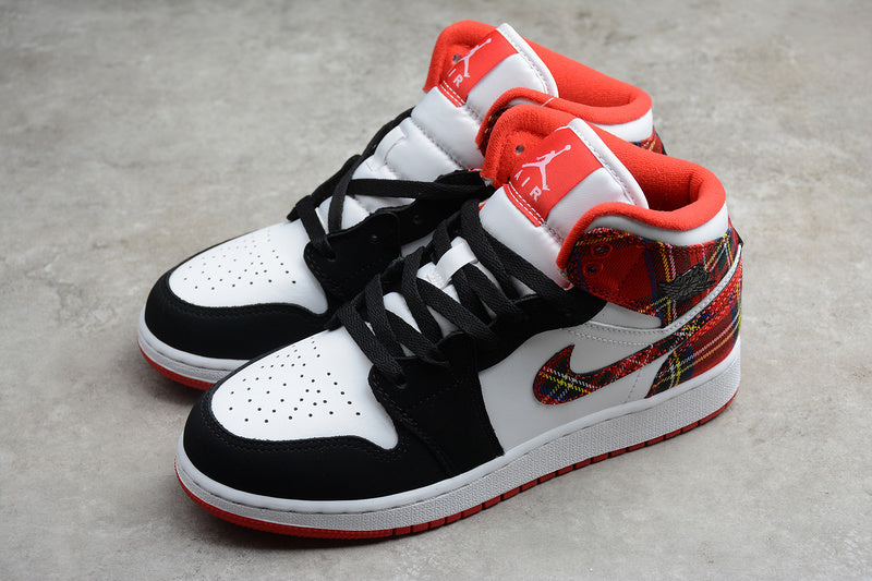 AJ1 Mid