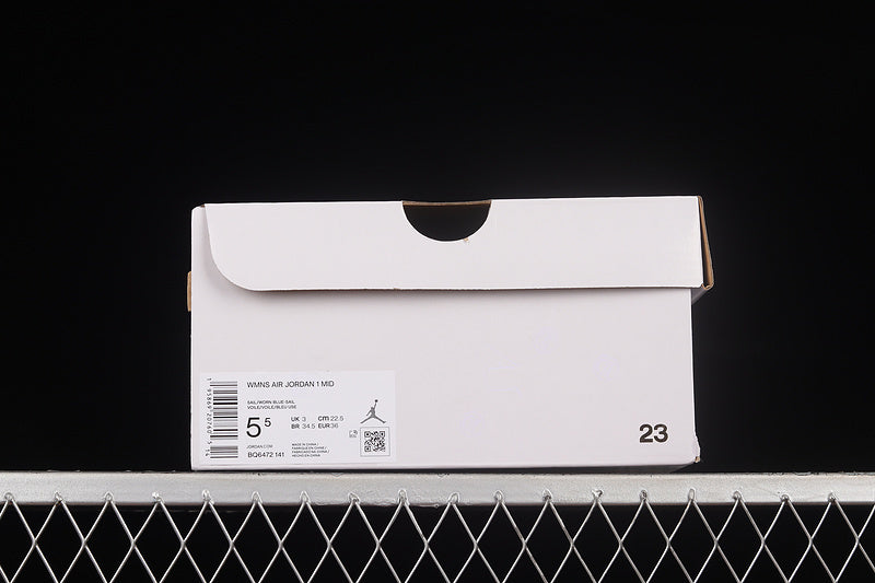 AJ1 Mid