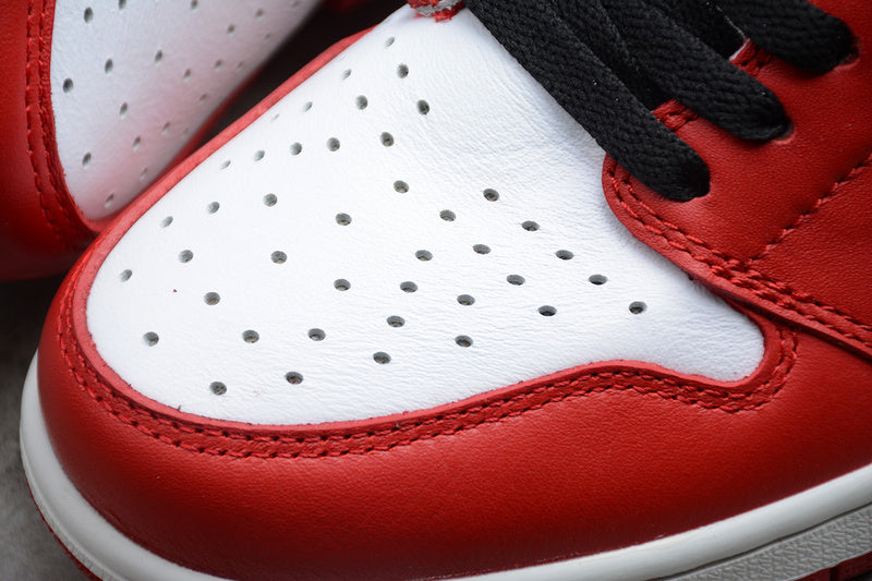 AJ1 High