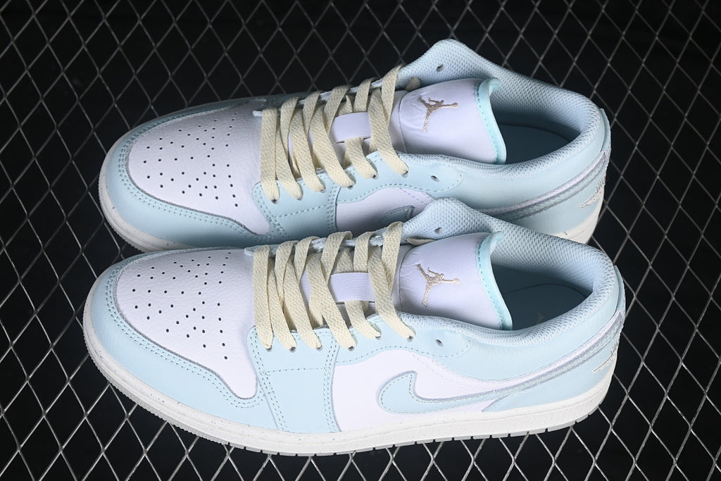 AJ1 Low