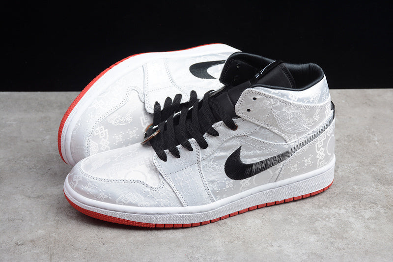 AJ1 Mid