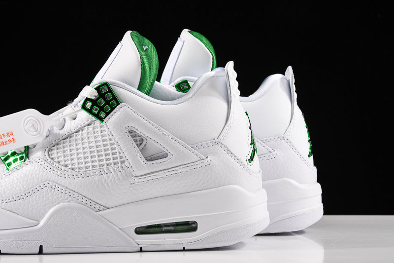 AJ4