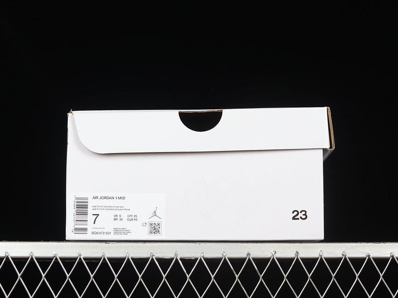 AJ1 Mid