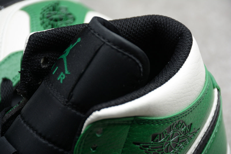AJ1 Mid