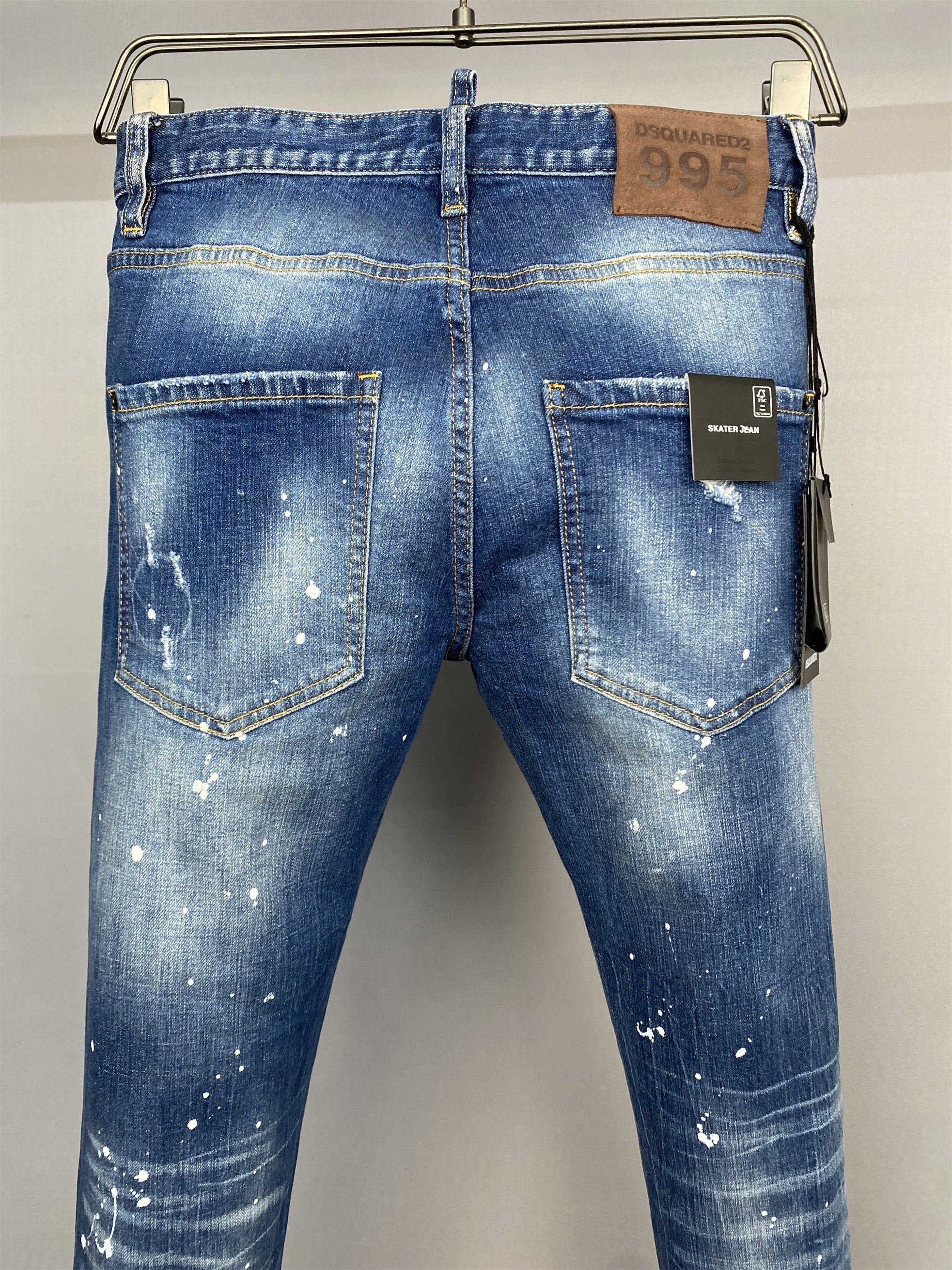D2 Jeans