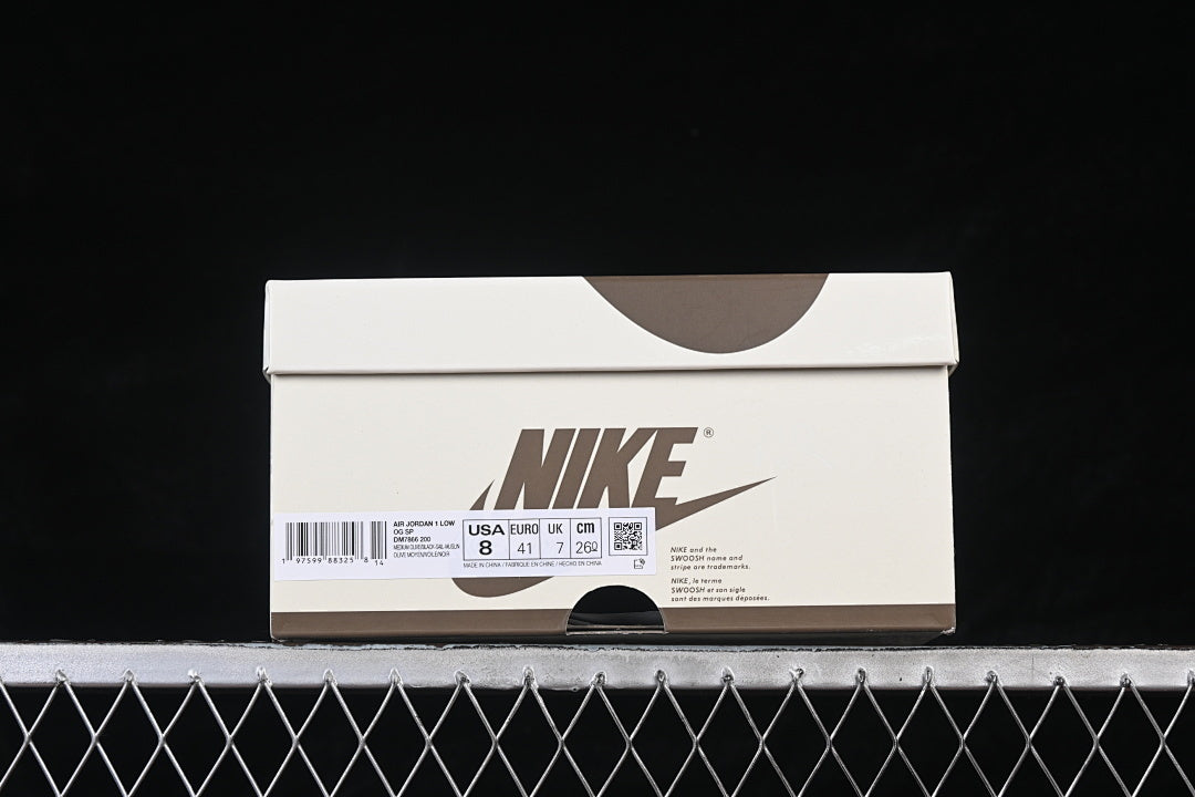 AJ1 Low