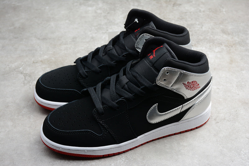 AJ1 Mid