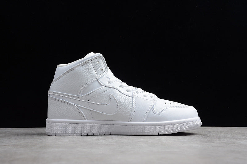 AJ1 Mid