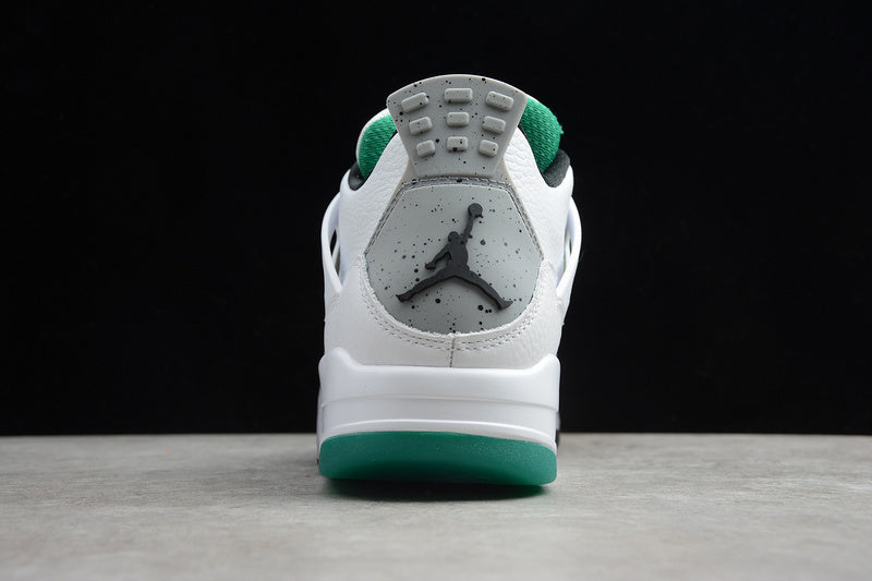 AJ4