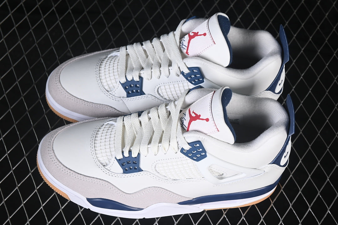 AJ4