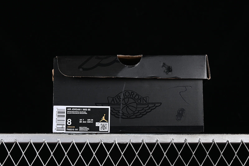 AJ1 Mid