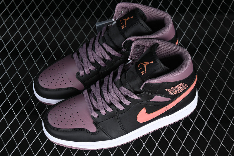 AJ1 Mid