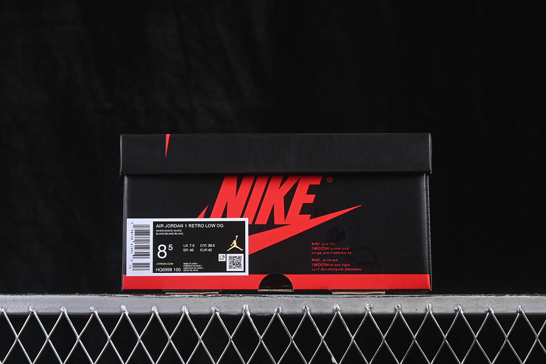 AJ1 Low
