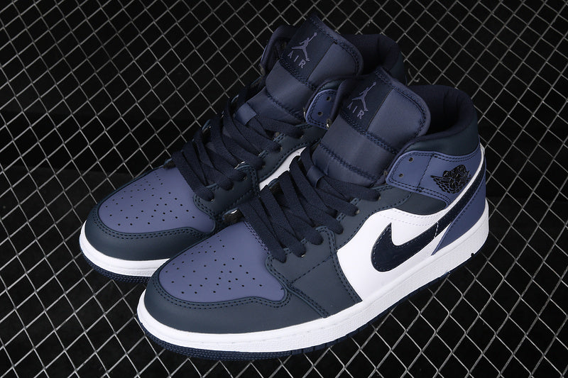 AJ1 Mid