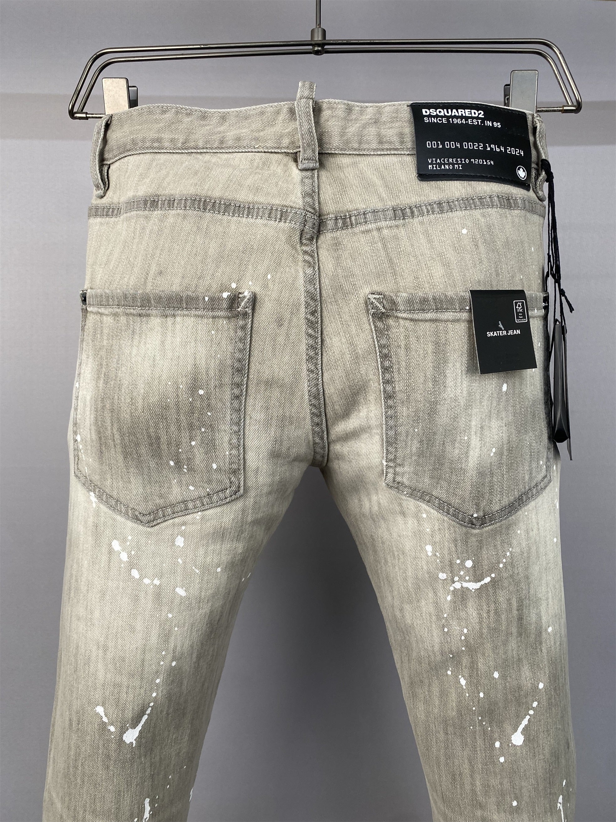 D2 Jeans
