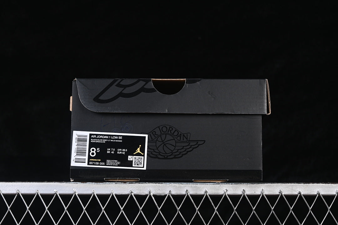 AJ1 Low