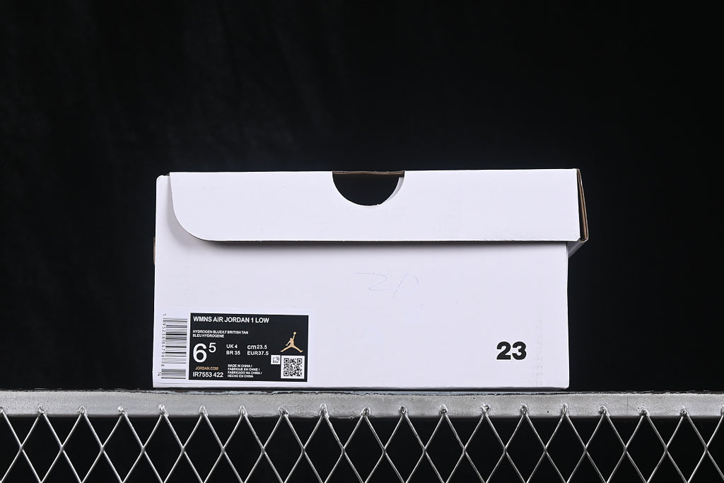 AJ1 Low