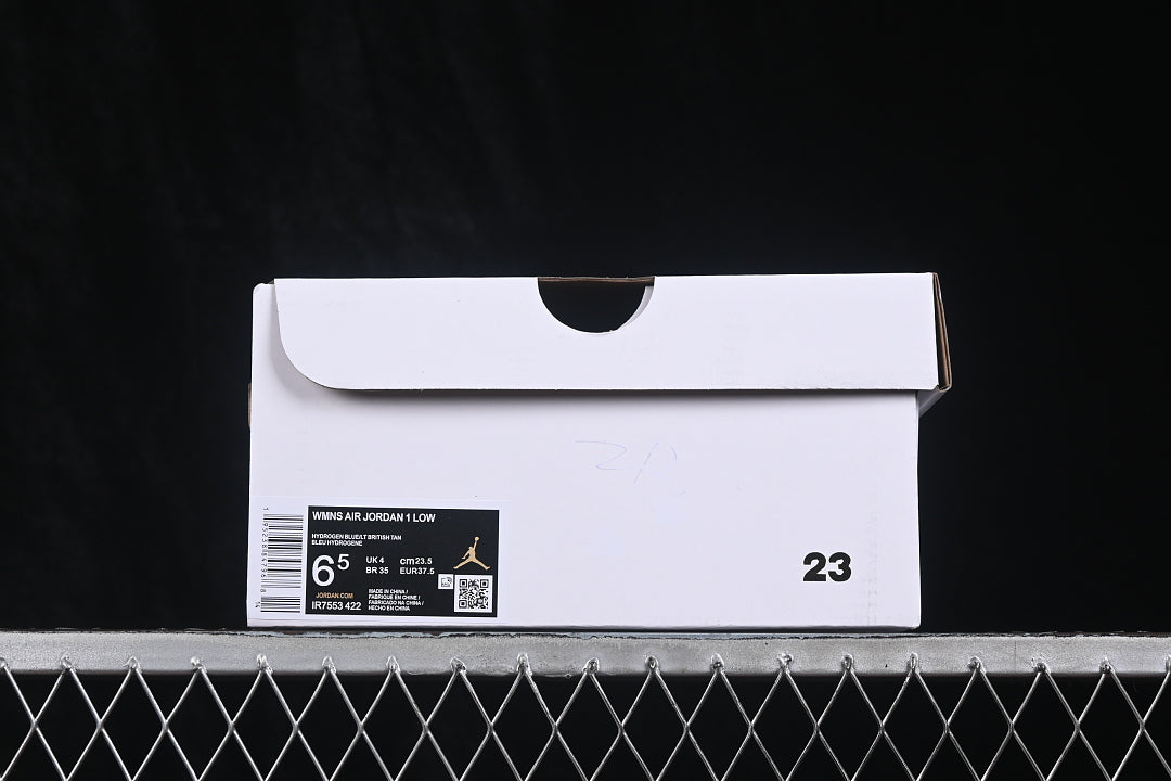 AJ1 Low